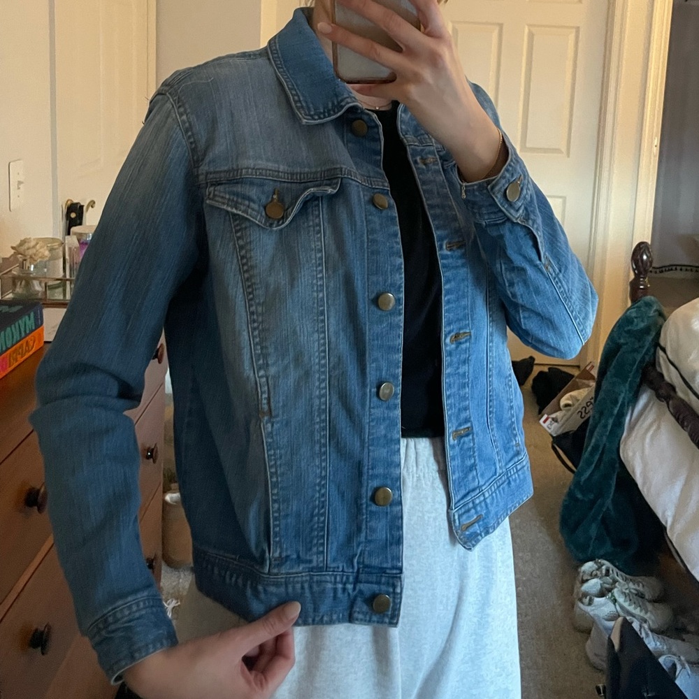 Jean jacket - Picture 3 of 11